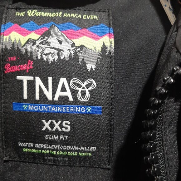 Vintage TNA Aritzia parka - Picture 3 of 8